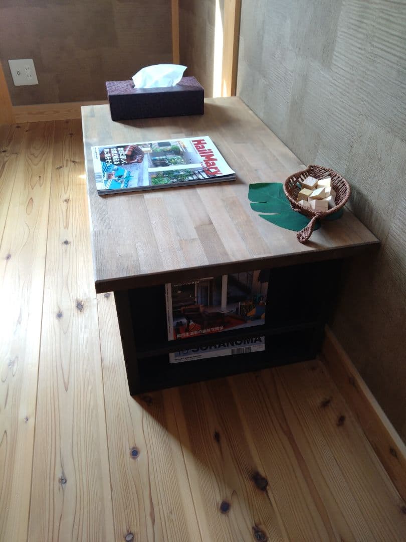 【送料無料】天然木赤松集成材　脚アイアン風収納付きローテーブル　センターテーブル