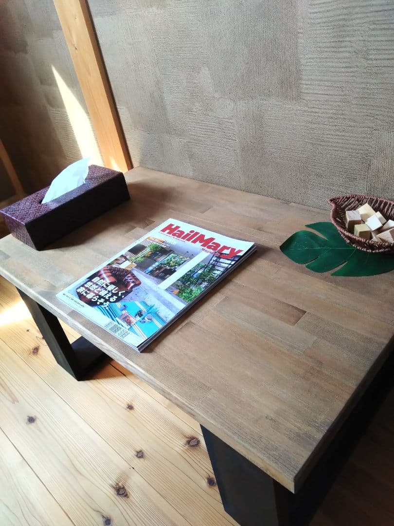 【送料無料】天然木赤松集成材　脚アイアン風収納付きローテーブル　センターテーブル