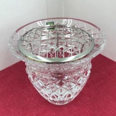 お値下げしました。HOYAクリスタルローズボール　花瓶