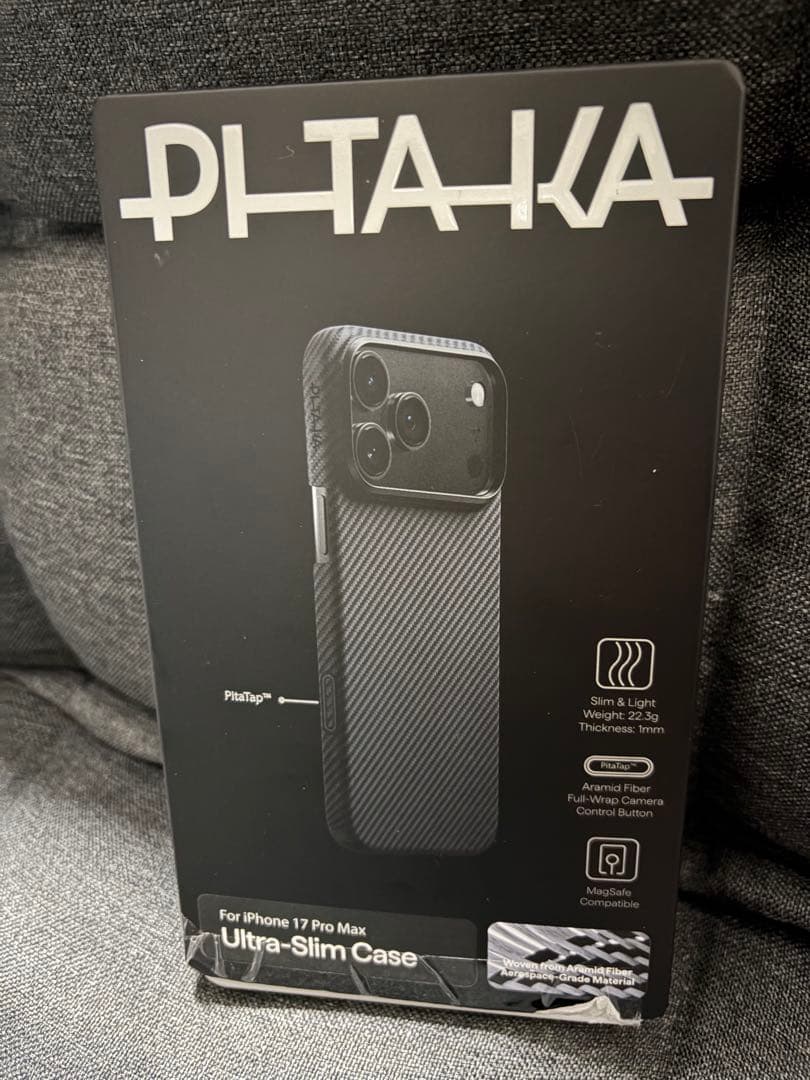 【0.9mm極薄18g軽】PITAKA iPhone 17 Pro用 ケース