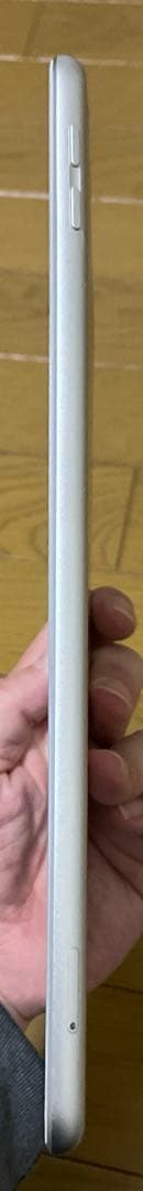 美品　iPad 第6世代 A1954 32GB タブレット本体