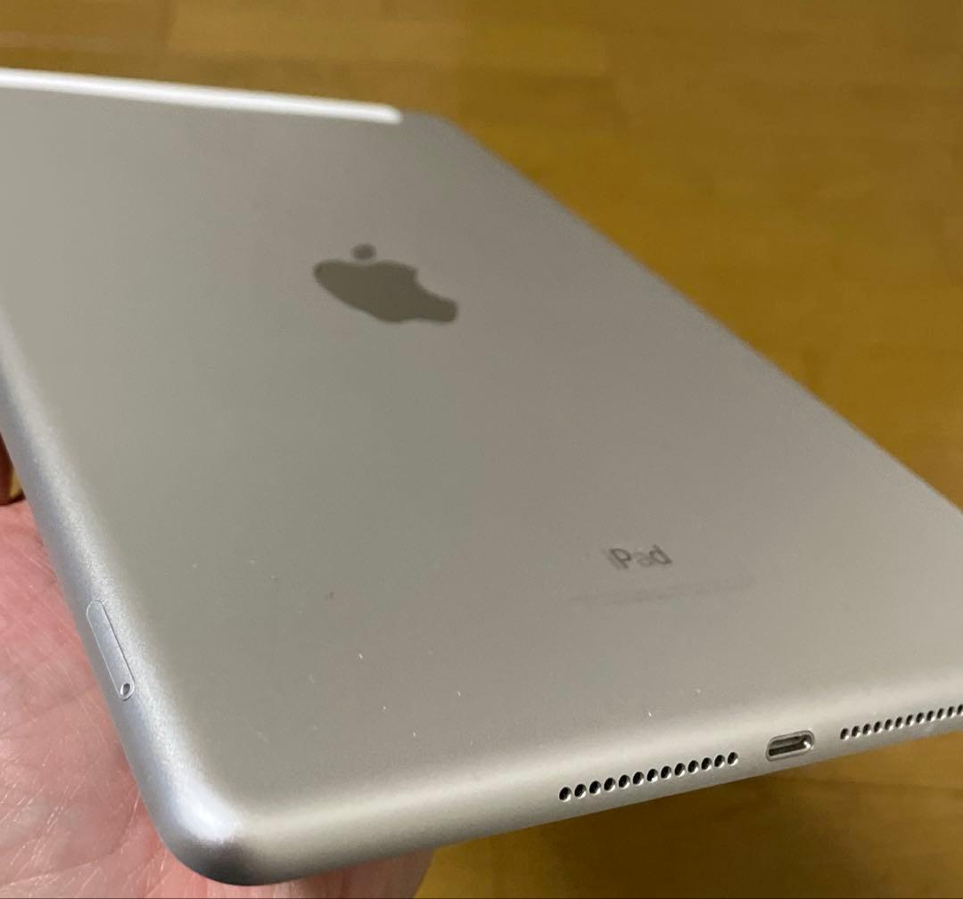 美品　iPad 第6世代 A1954 32GB タブレット本体