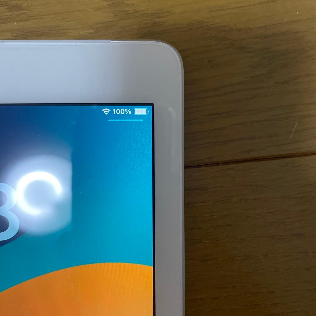 美品　iPad 第6世代 A1954 32GB タブレット本体