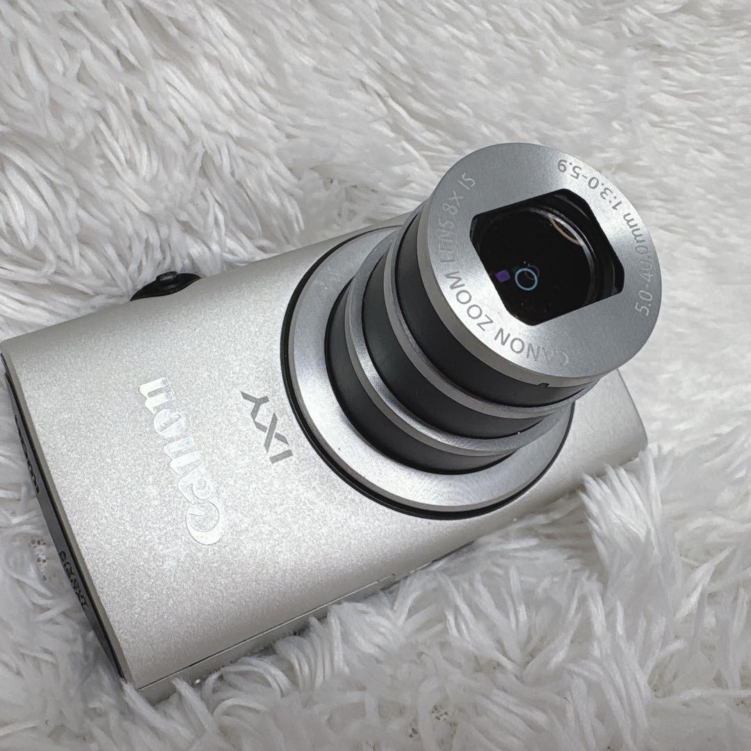 Canon IXY 600F コンデジ コンパクトデジタルカメラ　シルバー