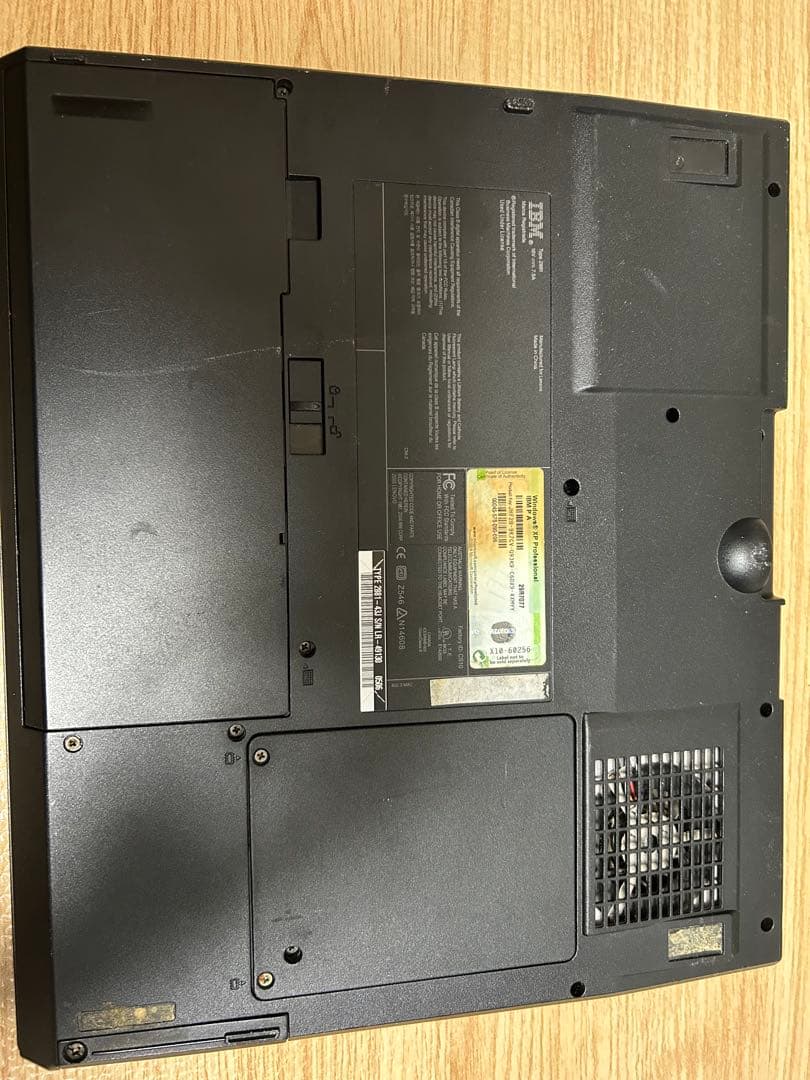 IBM ThinKPad G41 288143Jキレイです。ちゃんと動きます。