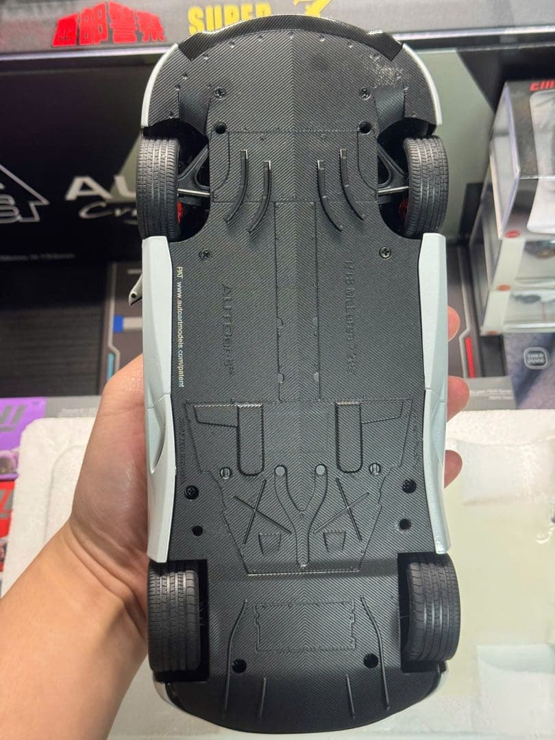 オートアート　McLaren 720s マクラーレン720s 1/18