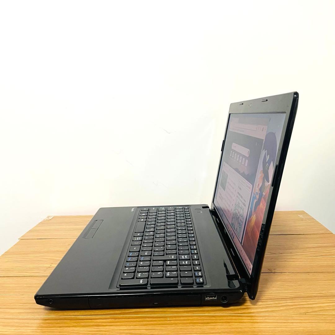 NECピアノブラックノートパソコン SSD win11 オフィスDVD