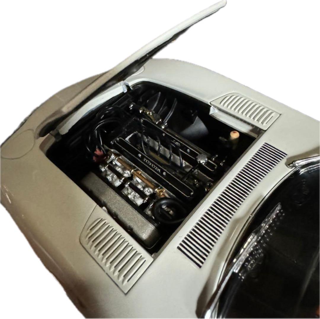 トヨタ 2000GT 007 絶版　1/18 箱あり　 オートアート製
