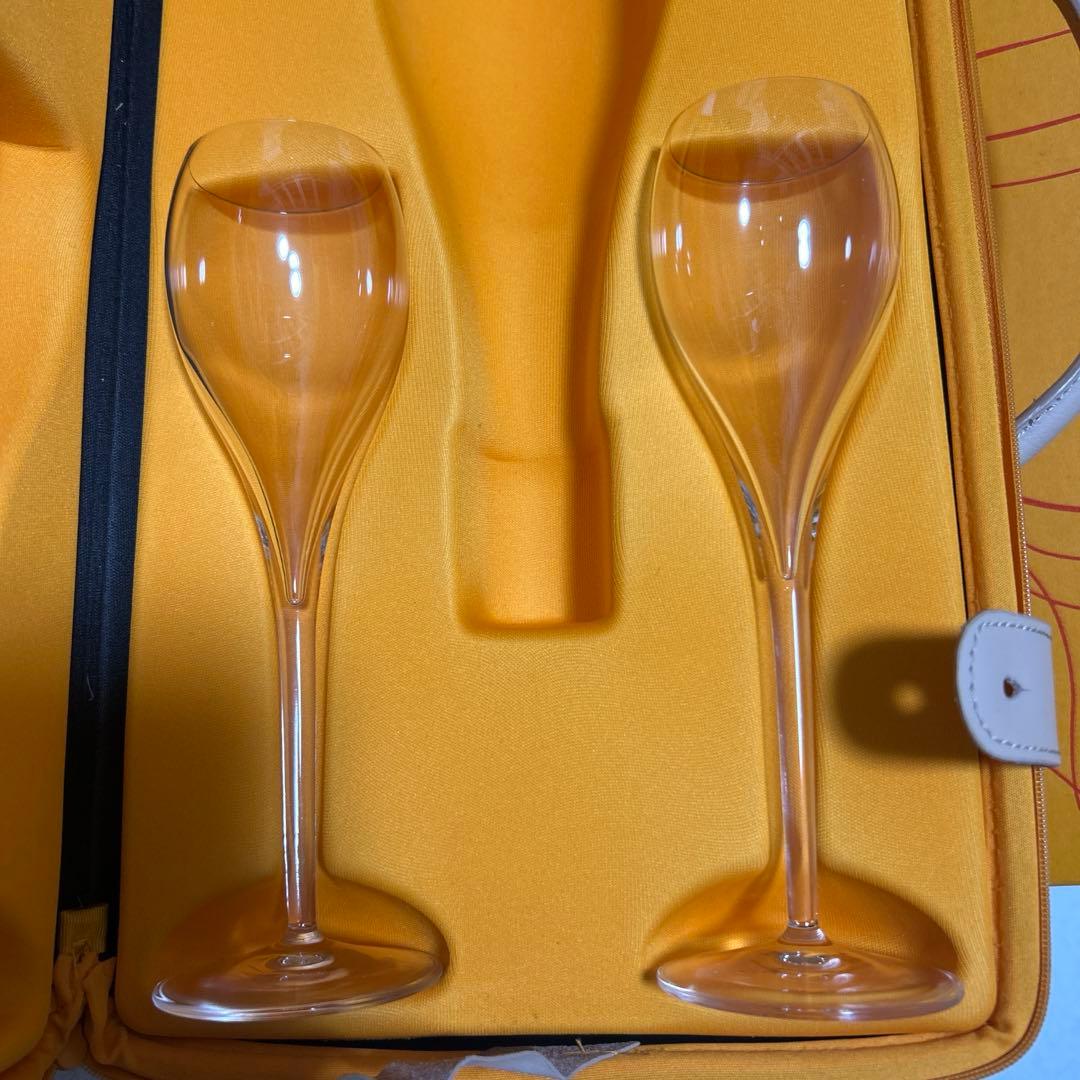 Veuve Clicquotヴーヴクリコ トラベラーケース グラス2個付