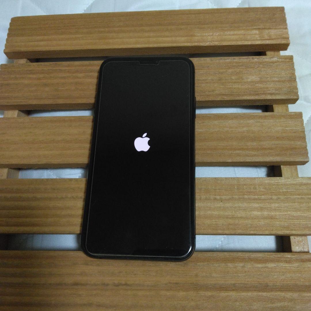 超美品　Apple iPhone X スペースグレー 本体