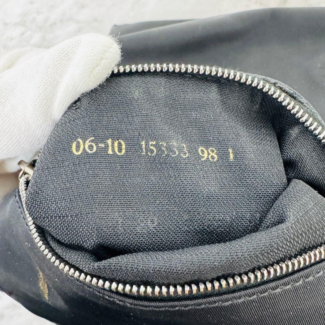 ✨FENDI✨フェンディ✨FF金具✨ナイロン✨ブラック✨ハンドバッグ✨