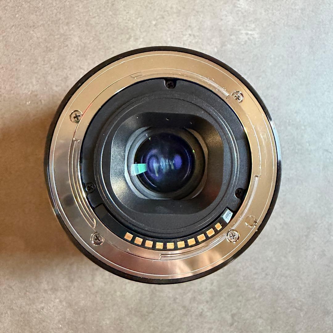 SONY E35mm F1.8 OSS レンズ