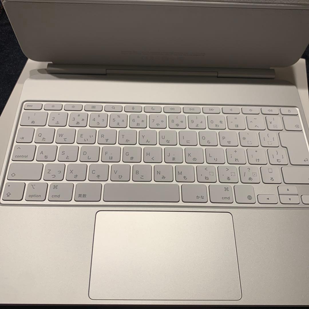 iPad Pro magicキーボード　13インチ(第7世代用)