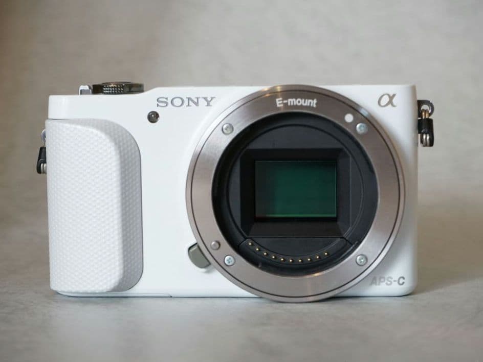 SONY α ホワイト ミラーレス一眼　NEX-3N E18-55 OSS