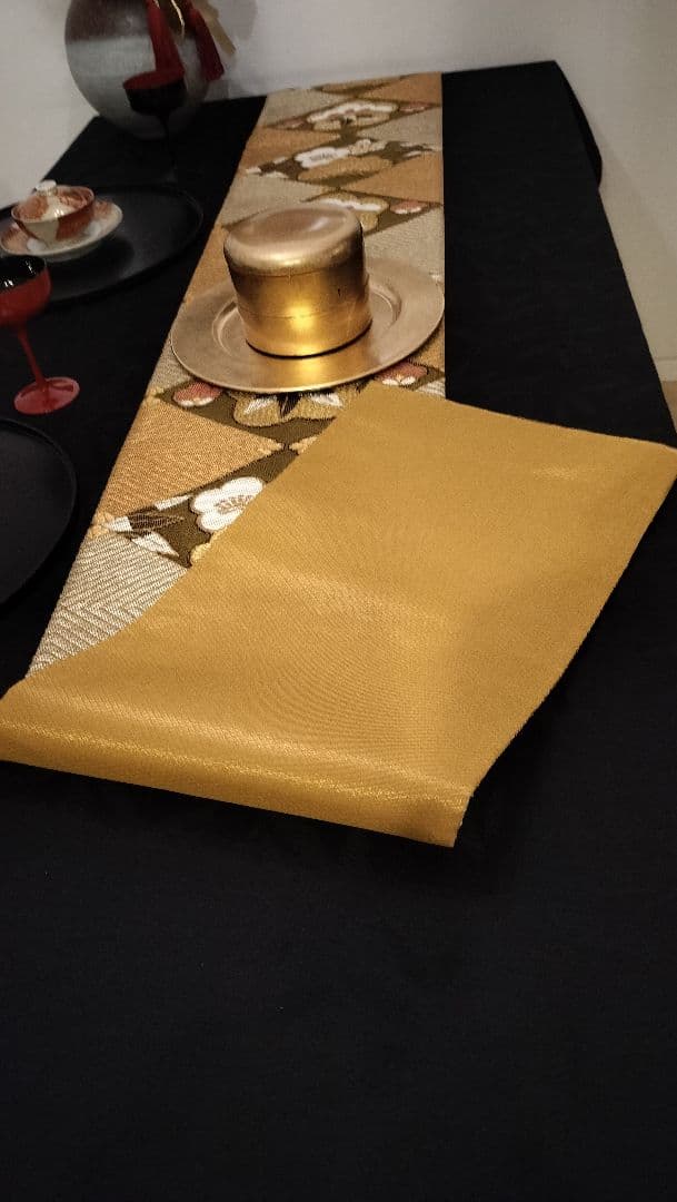 チャーミｉｎｇ　A705高級‼️ひな祭り‼️テーブルランナー2m22cm