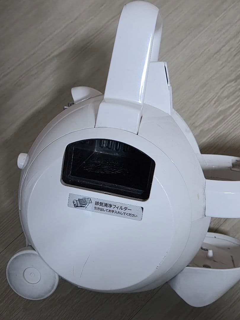 2024年製。東芝掃除機 コード式サイクロン キャニスター VC-S610X-W