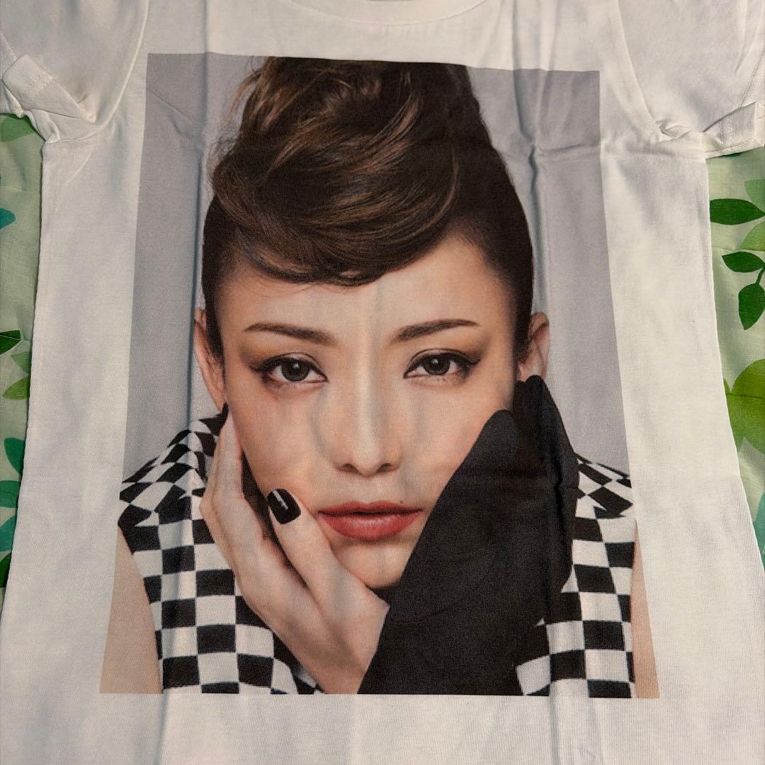 安室奈美恵　tシャツ 新品未使用