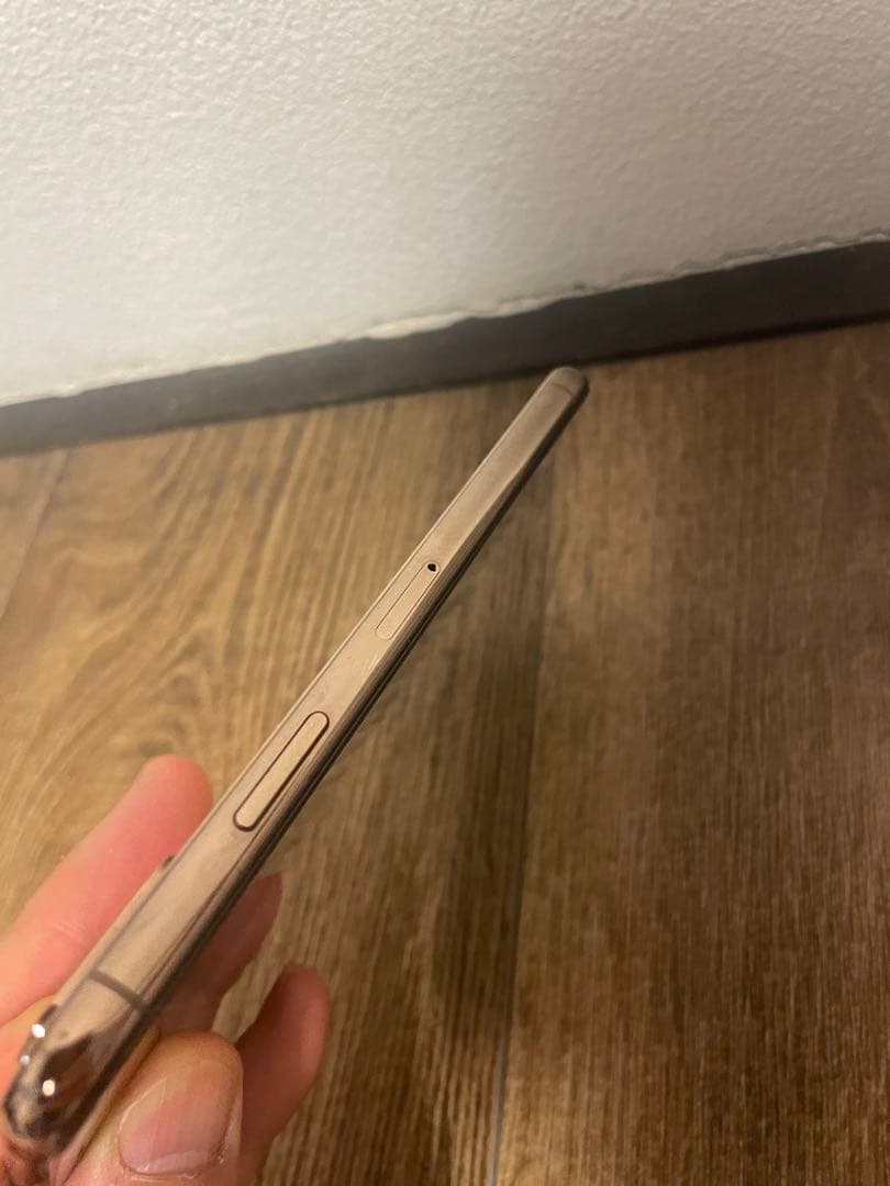 お*り様 iPhone Xs ローズゴールド