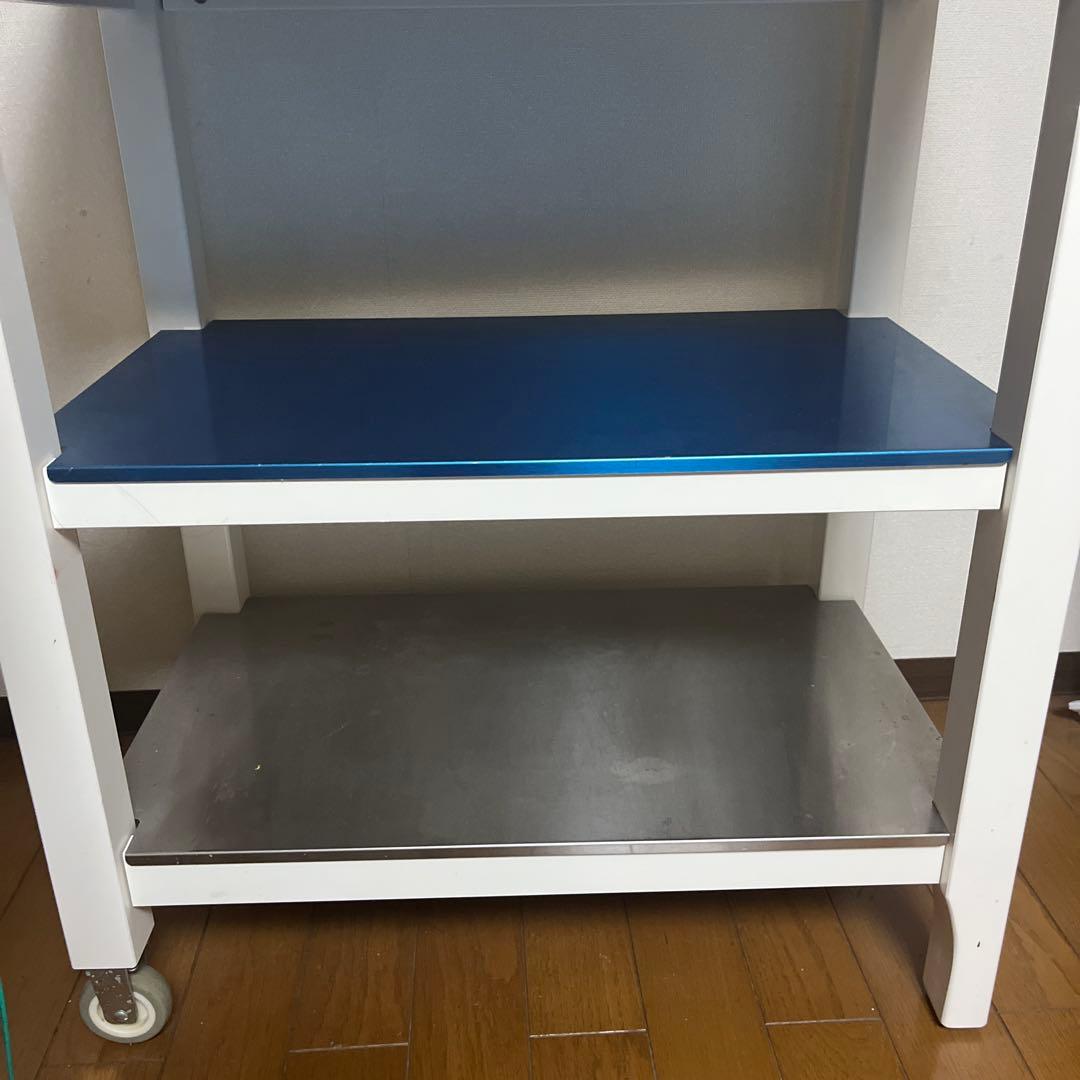 キャスター付きキッチンワゴン 2段式　ぐらつきあり