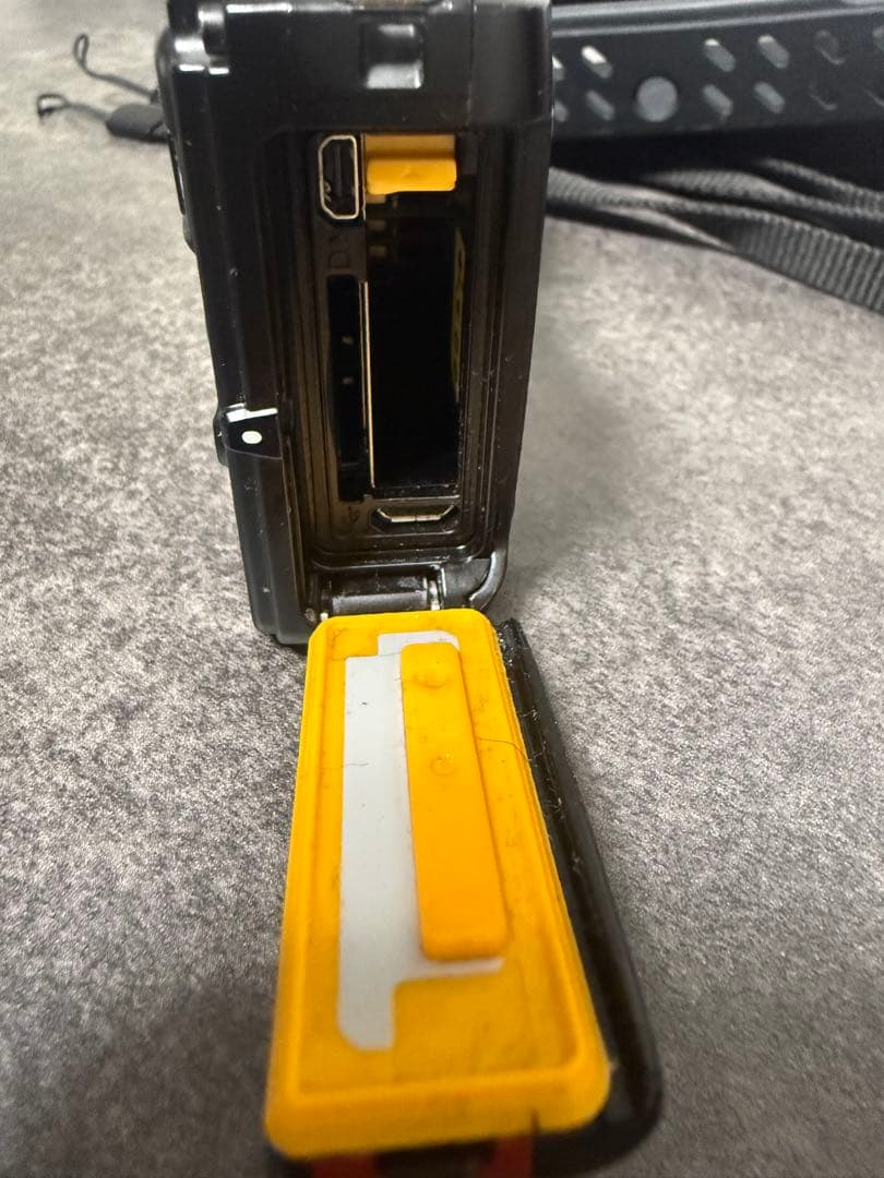 Nikon COOLPIX W300 防水カメラ　中古品