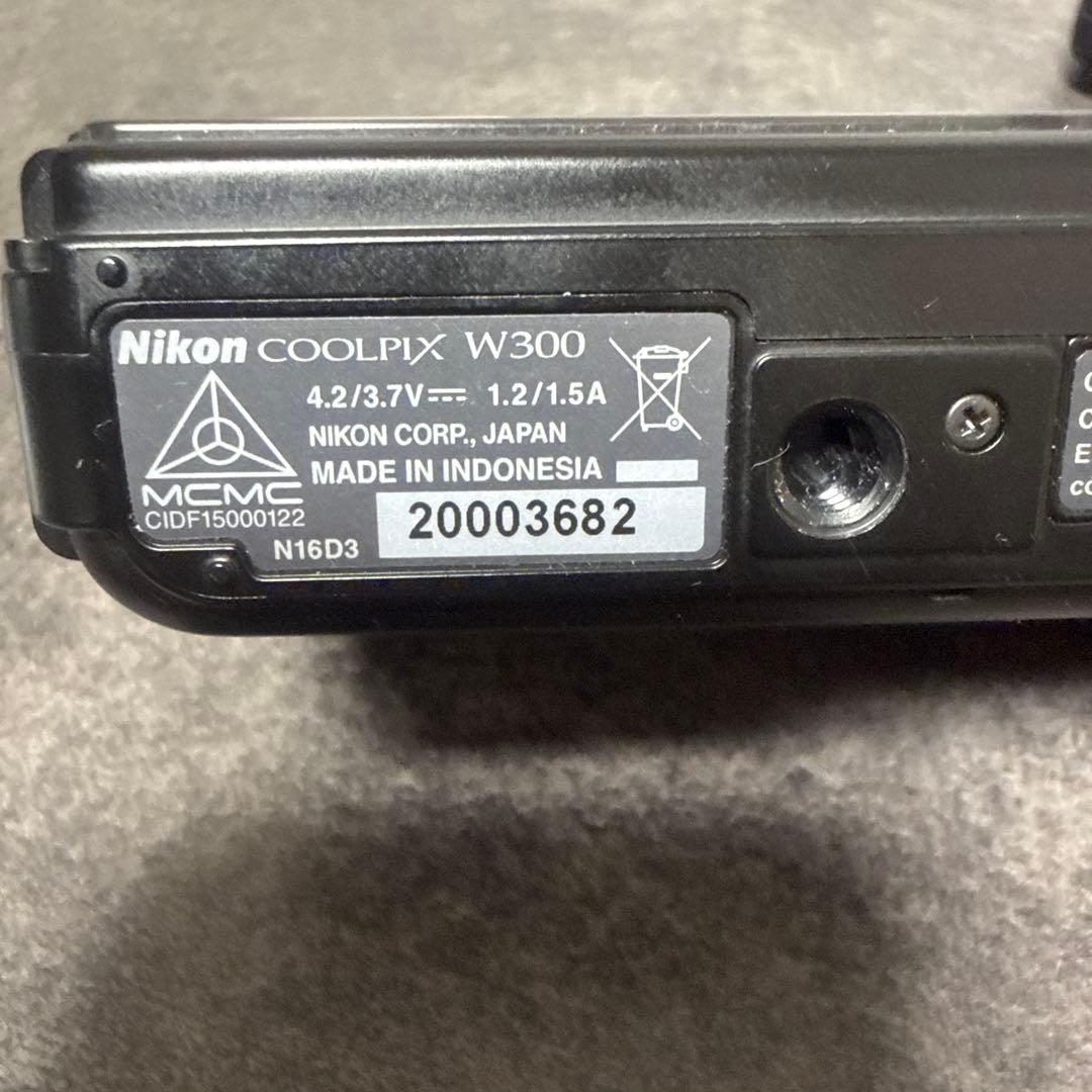Nikon COOLPIX W300 防水カメラ　中古品
