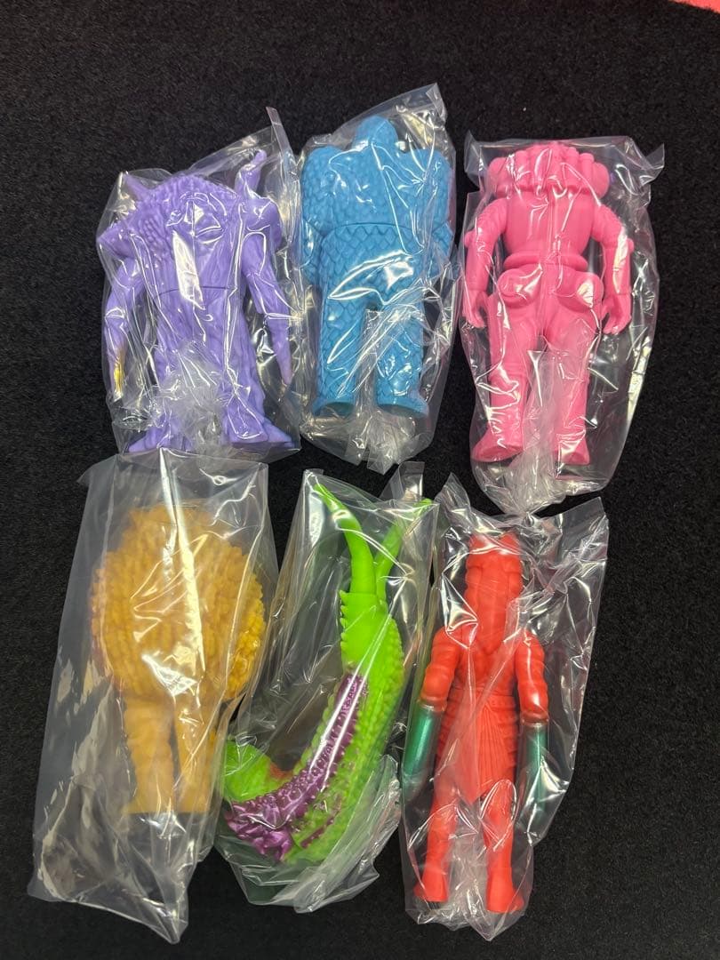 KAIJU COLORS ソフビ　カイジュウカラーズ　6体セット