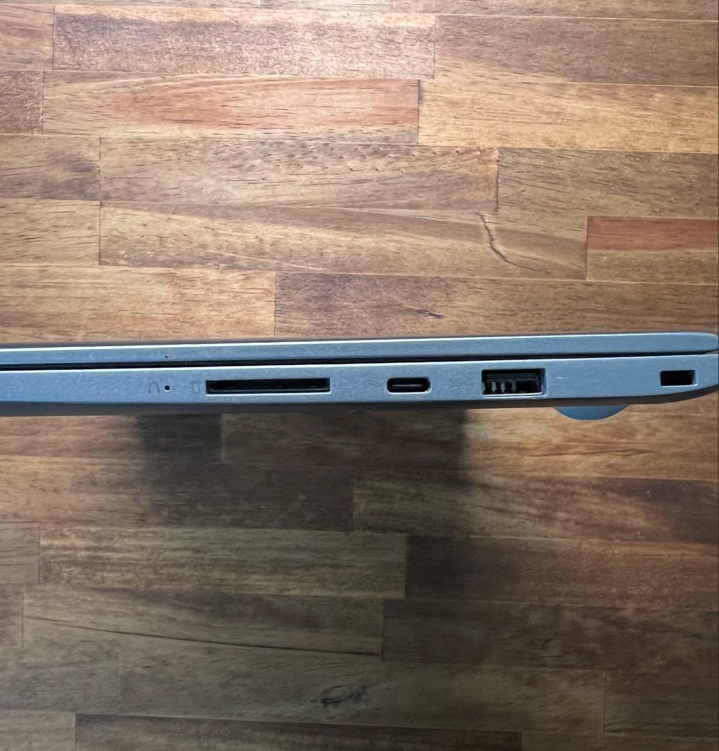 【即日発送】Lenovo ノートパソコン i3-7130U／8GB