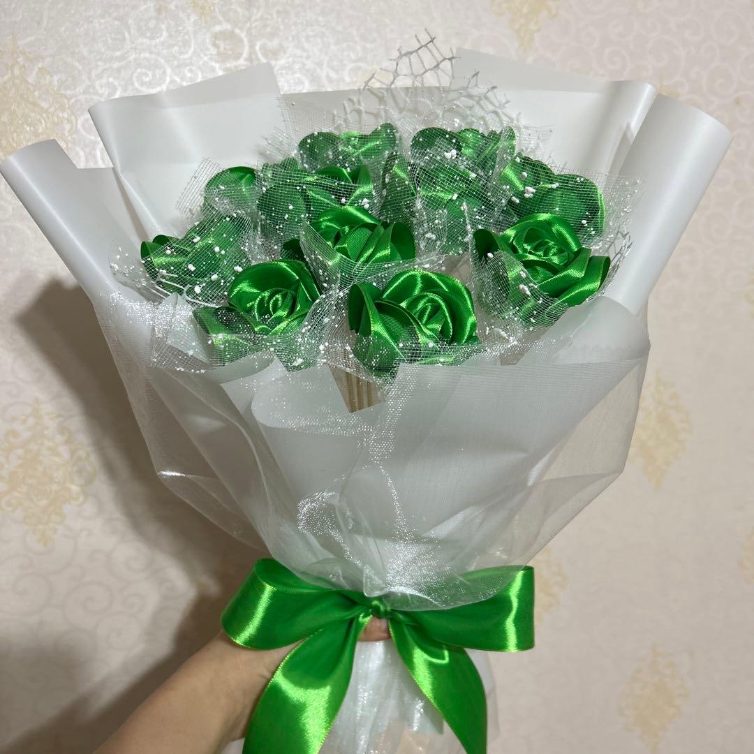 11本グリーンバラブーケ　プレゼント お祝い 枯れない花 永生薔薇　特別な人へ