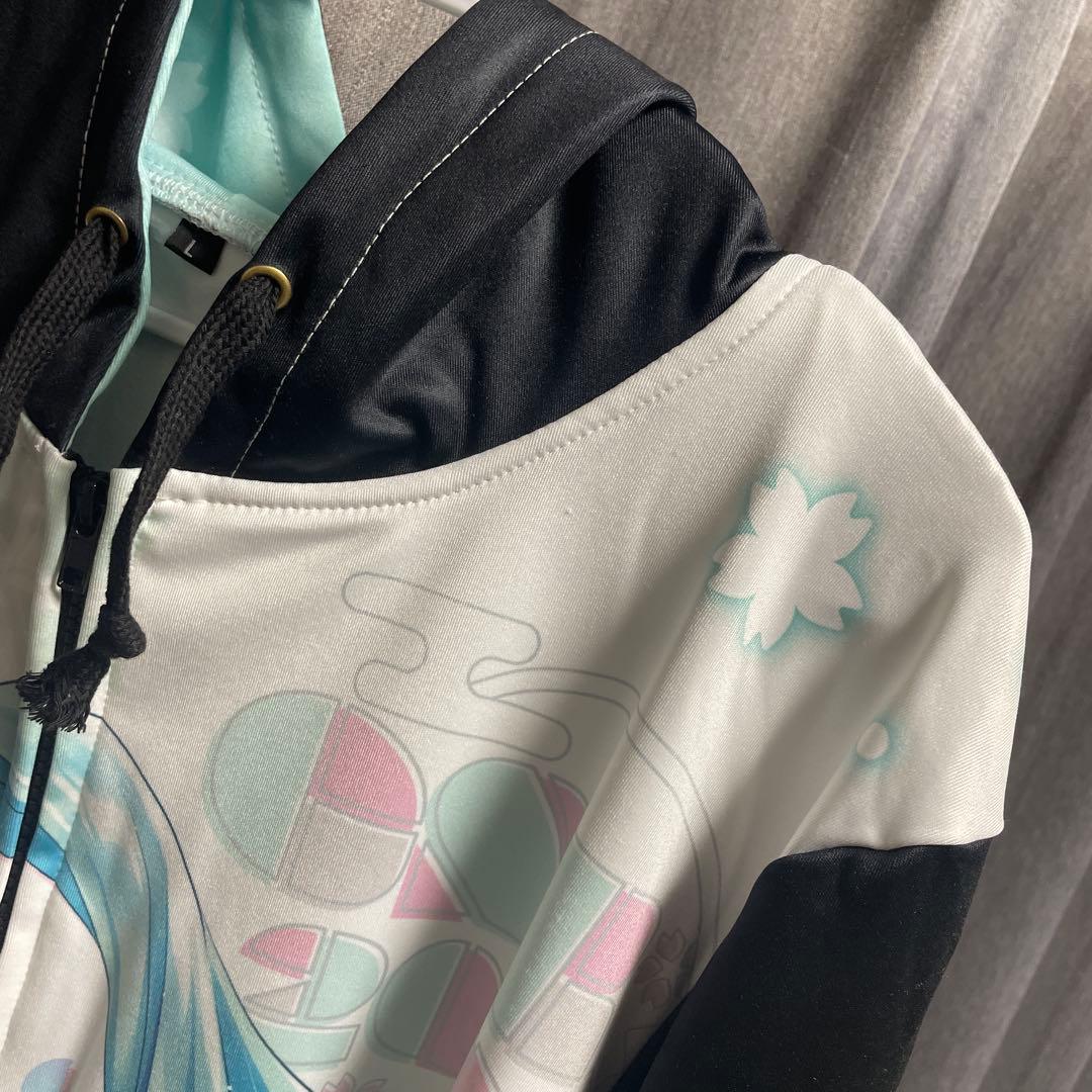 レーシングミク2021 パーカー　Ｌ