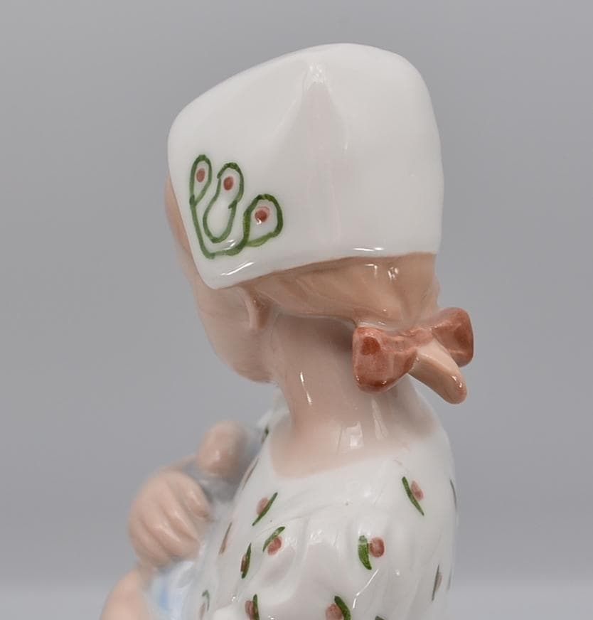 メアリーと人形　＃1721　No.5　★B＆G（ロイヤルコペンハーゲン）　絶版