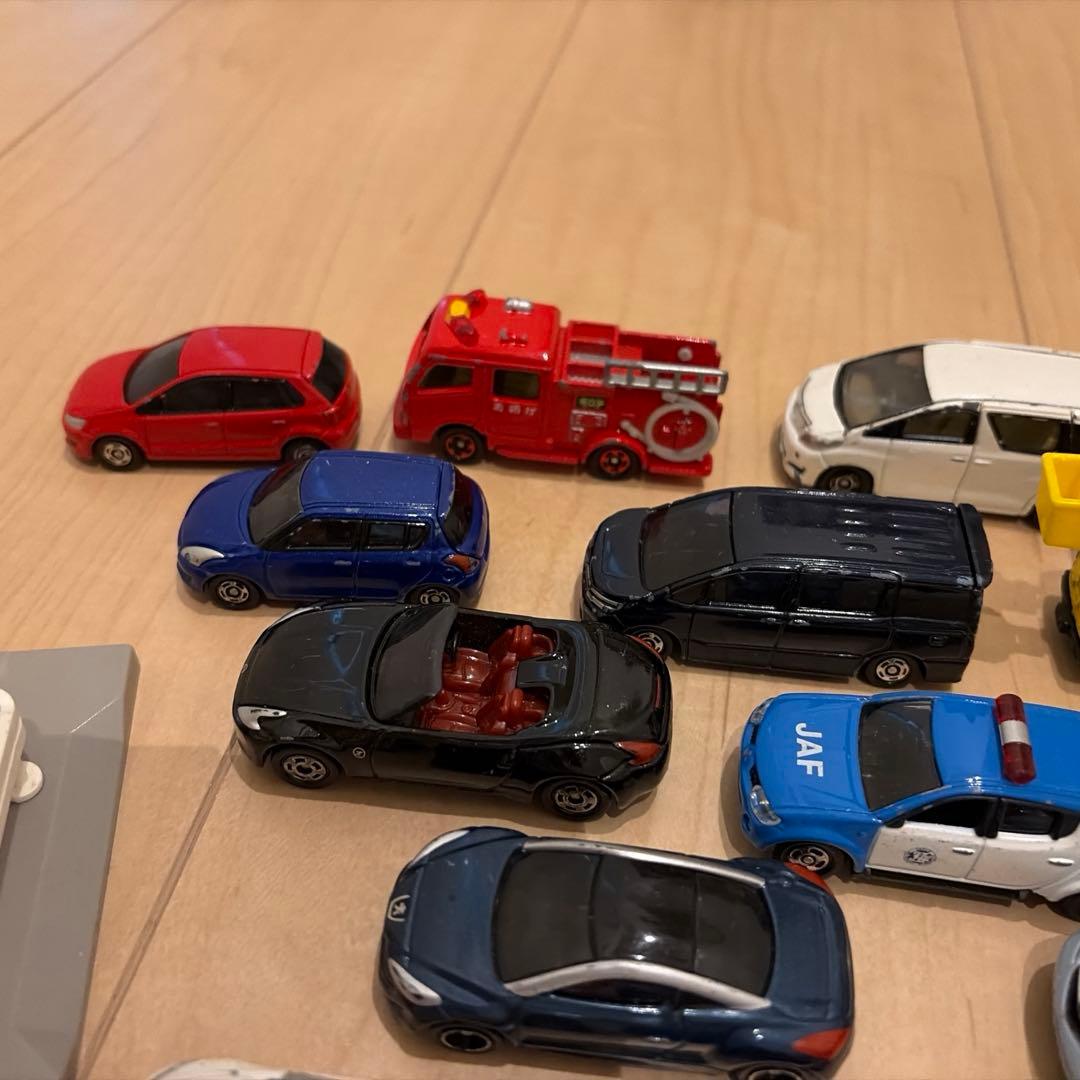 トミカ いろいろセット まとめ売り　昭和の日本製あり 光るテコロジー　洗車機