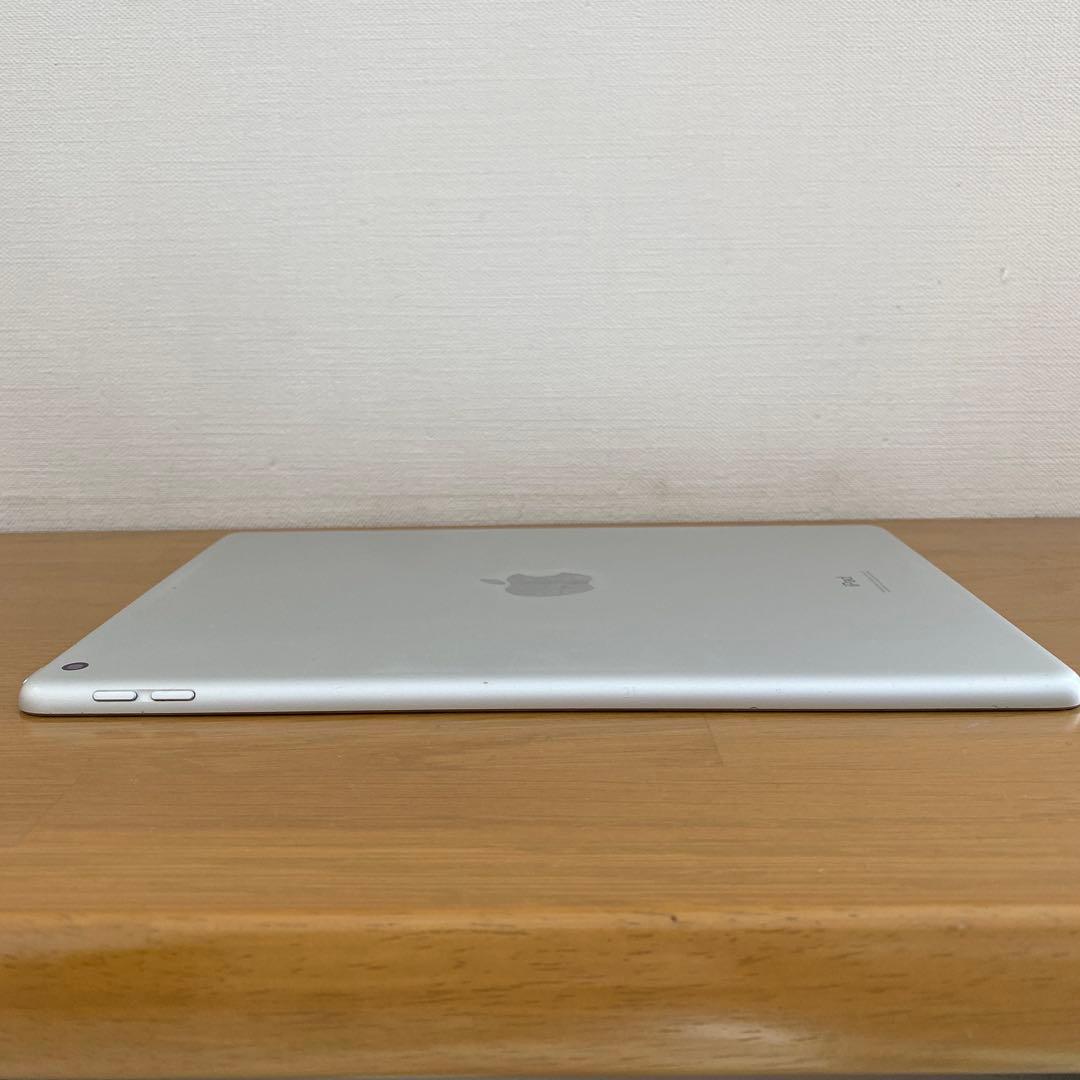 Apple iPad (第7世代) 32GB Wi-Fi 画面割れ　ジャンク