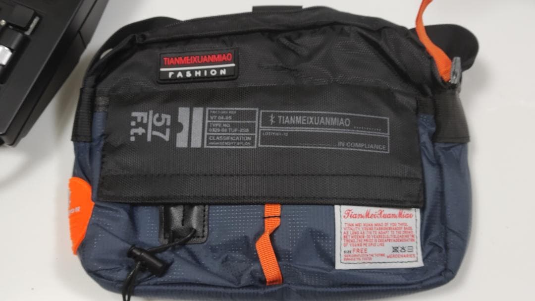 トラックボール付キーボード★保証3ヶ月/導入30日★GrabShell黒/箱難有