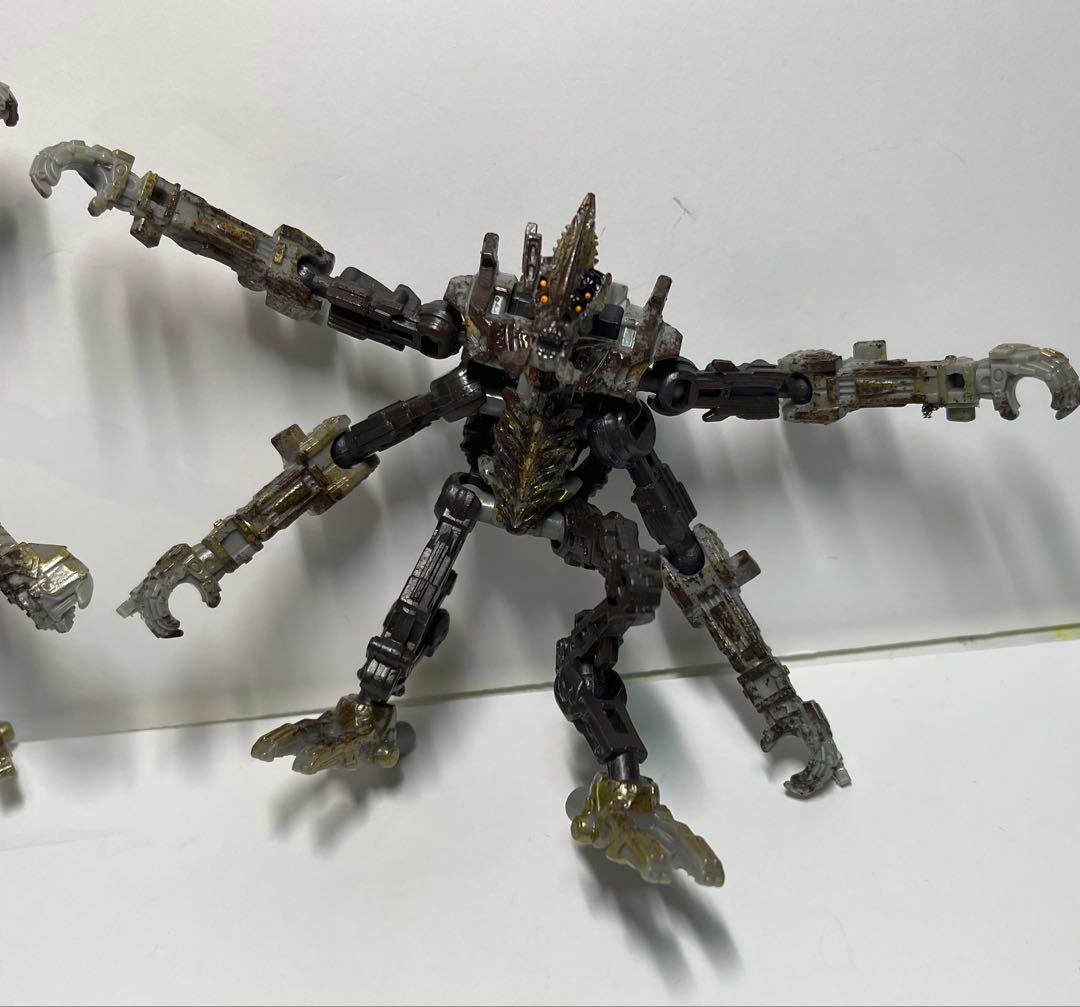 塗装品　yolo park スカージ　トランスフォーマー　スタジオシリーズ