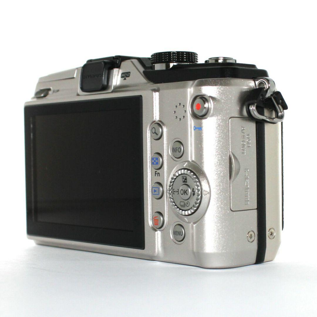 OLYMPUS PEN E-PL2 ミラーレスカメラ シルバー✨訳あり動作品✨