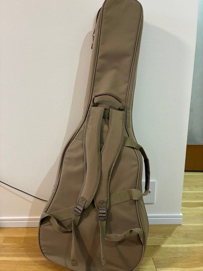 Taylor アコースティックギター　Academy12e