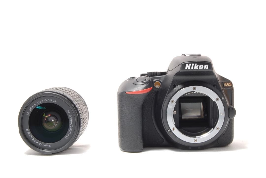 タッチ操作＆Wi-Fi✨Nikon D5600 レンズキット 一眼レフ入門に◎