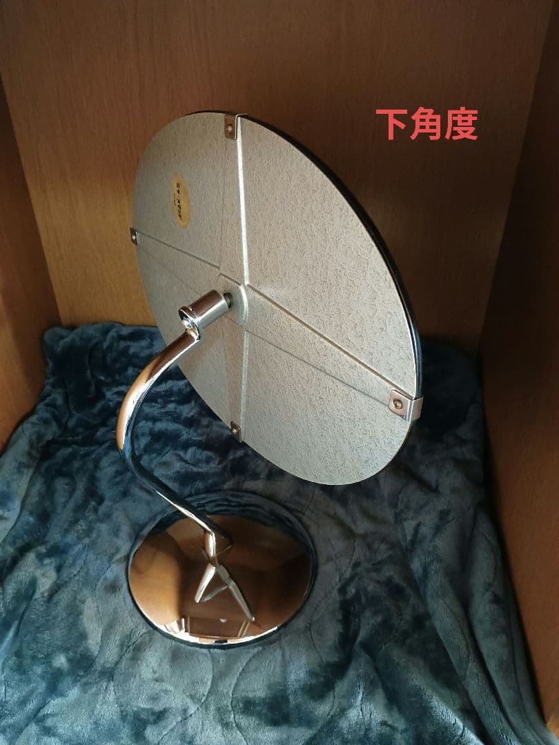 IKミラースタンド　店舗什器　化粧鏡　化粧品店