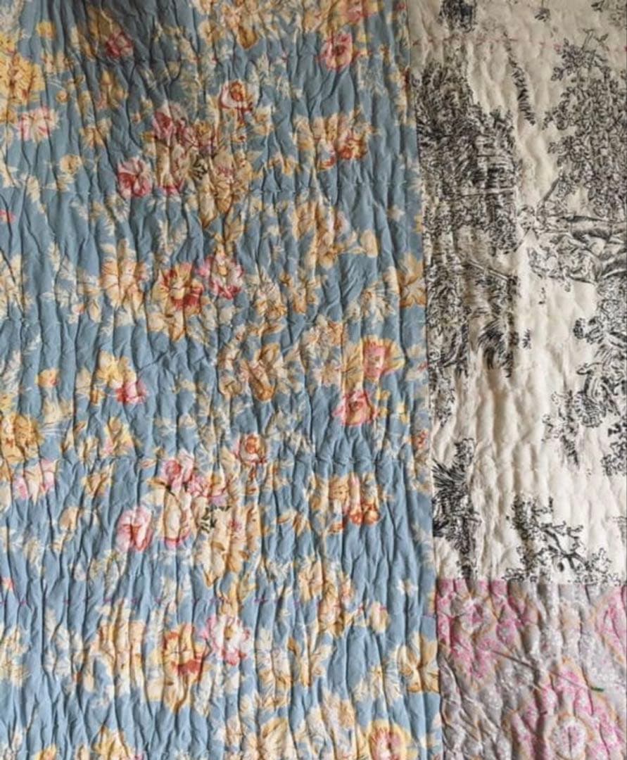 オンフィルダンディエンヌ フランス製 キルトカバー ラグ 花柄 フラワープリント