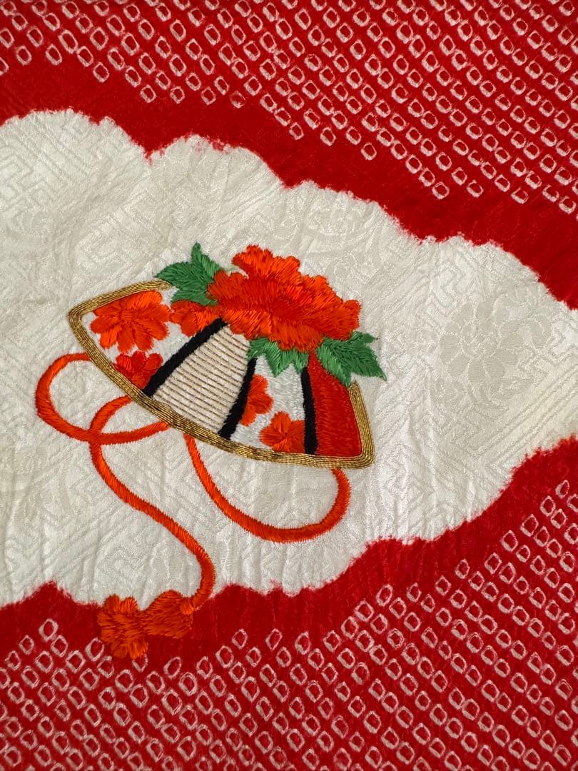 赤色花柄刺繍着物 七五三用　正絹総絞り　7歳