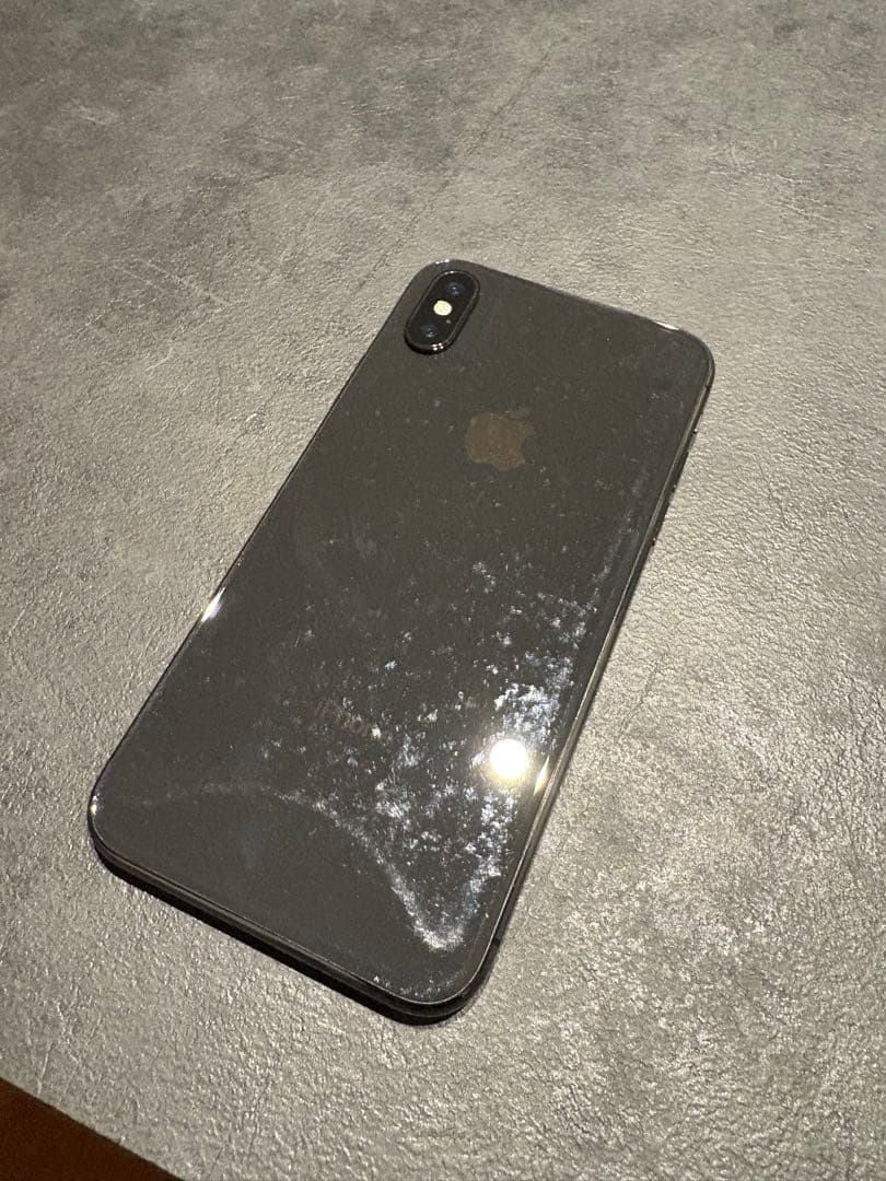 iPhone 10 64GB 本体 バッテリー72%