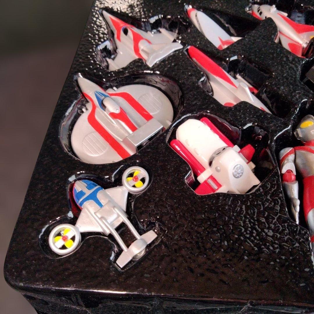 １９９５年発売　ウルトラマン　出撃！！　ウルトラメカセレクション