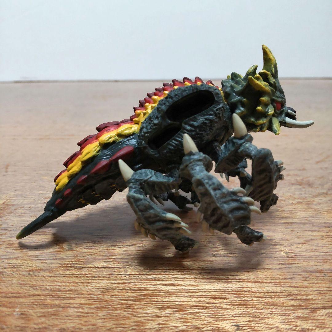 バトラ成虫 東宝怪獣コレクション デアゴスティーニ / ゴジラ、HG、一番くじ等