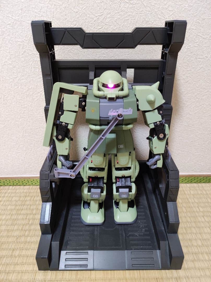 ジオニックテクニクス　ザク　【動作確認済み】