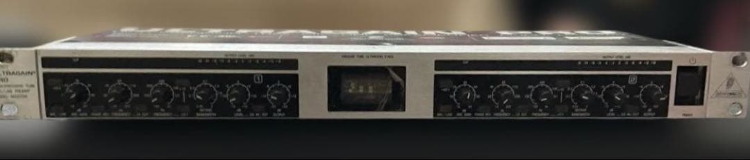 BEHRINGER（ベリンガー） ULTRAGAIN PRO MIC2200