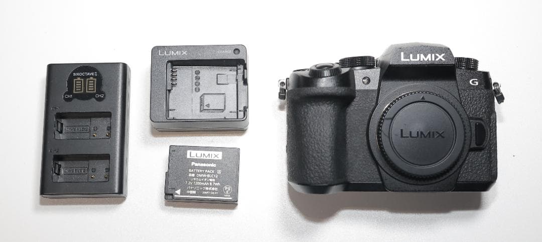 【美品】Panasonic LUMIX DC-G99 ボディ 付属品、カプラ付