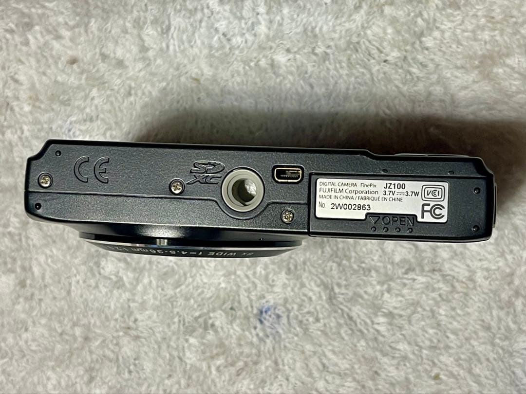 FUJIFILM コンパクトデジタルカメラ 14メガピクセル