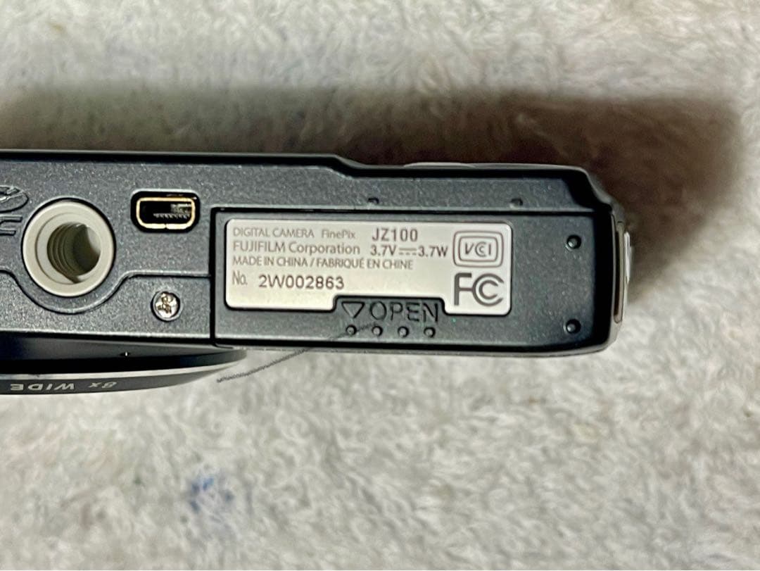 FUJIFILM コンパクトデジタルカメラ 14メガピクセル