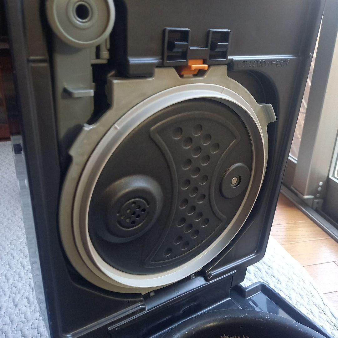 炭炊釜　MITSUBISHI NJ-XS103J 炊飯器 5合炊き