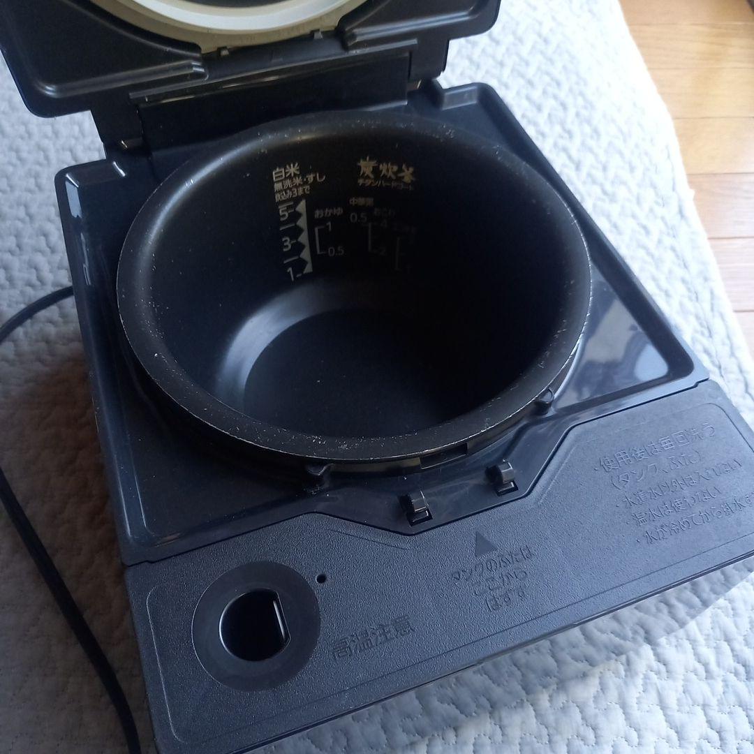 炭炊釜　MITSUBISHI NJ-XS103J 炊飯器 5合炊き